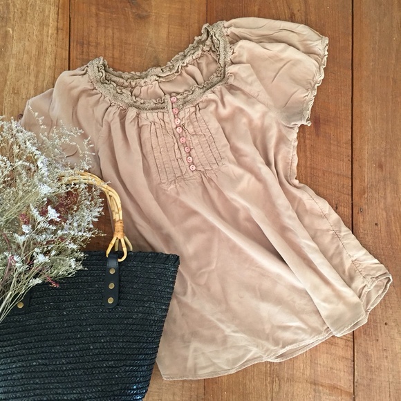 Vintage Tan Blouse - Picture 5 of 7